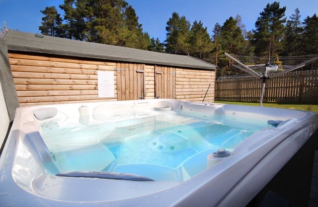 Casa de vacaciones de lujo para perros con jacuzzi