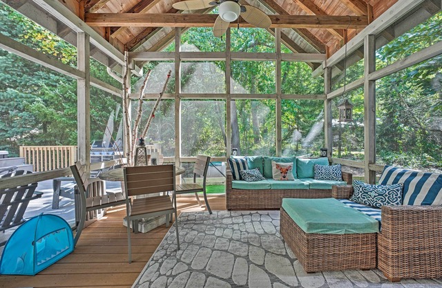 Luxury Family Home w/ Deck, Swim Spa & Grill!