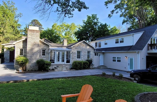 Luxury Historic North Hills - 3 minutes from Downtown & UT