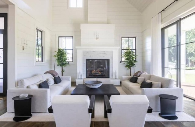 Luxury Napa Estate with Private Vineyard & Lake