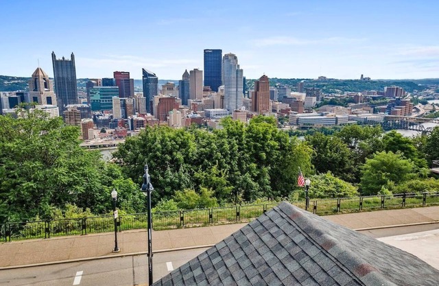 Luxury Pittsburgh Home with Incredible View