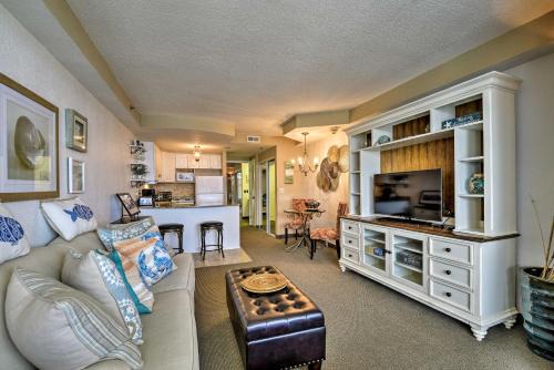 Luxury Resort Condo with Pool Access on Daytona Beach
