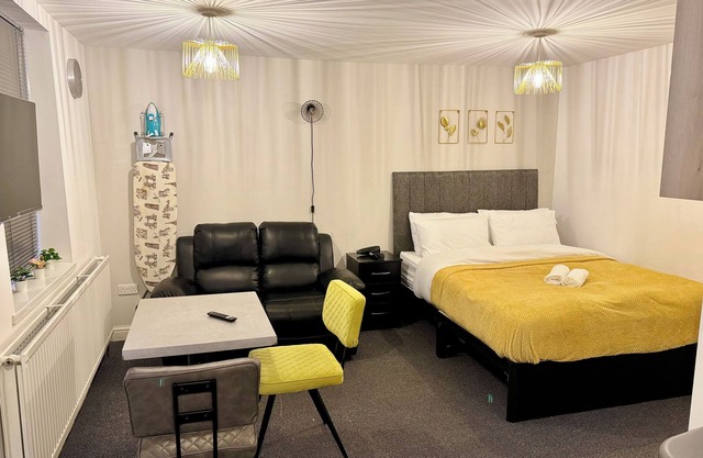 Luxury Studio Apartment Birmingham