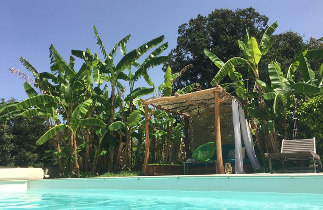 CHALET DE LUJO CLIMATIZADO, PISCINA CLIMATIZADA, CERCA DE LA PLAYA