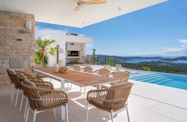 Luxury Villa Eloria with Pool