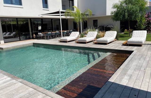 Luxury villa heated pool jacuzzi sauna