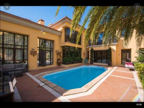 Luxury Villa On Mistral Beach, Puerto Banus.