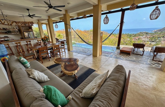 Luxury Villa with Infinity Pool and Ocean Views