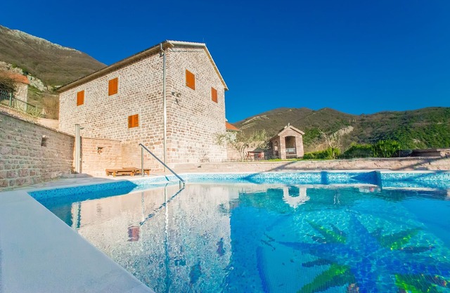 Villa de lujo con unas vistas impresionantes. Piscina 3 Bedrooms▪6 Duermen ▪2 Baños ▪Private