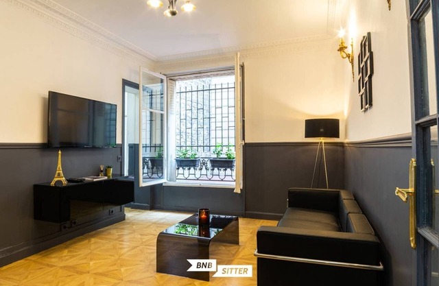 MAGNIFICO APARTAMENTO CERCA DE LA TORRE EIFFEL