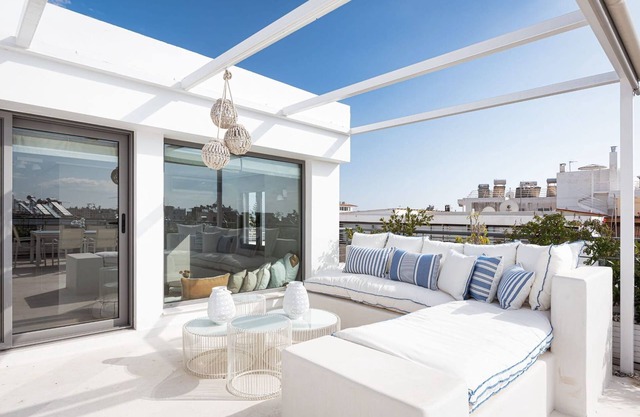 Magnificent Athens Suite | Suite with Private Terrace| Prime Location Close to Beach | 3 Bedrooms | Glyfada