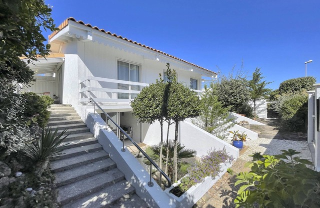 Magnifique Villa vue Océan à 50 m de la Plage