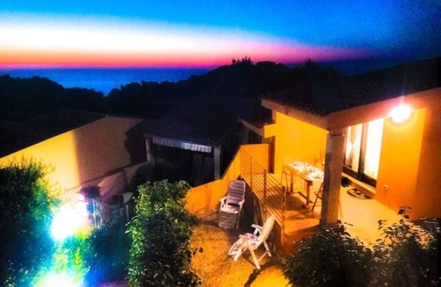 Maia house, pool, parking space and garden