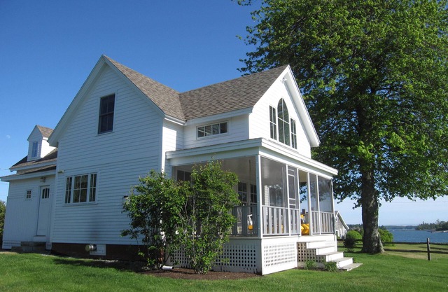 Maine Waterfront Cottage con muelle de aguas profundas!