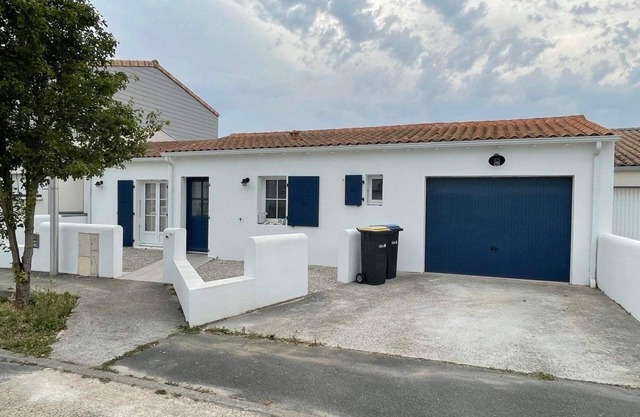 Maison Avec Piscine et Jacuzzi La Rochelle
