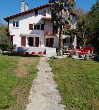 Maison basque à 8 minutes des plages