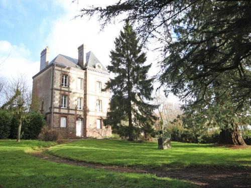 Maison de maître avec parc clos, idéal pour familles - FR-1-497-57