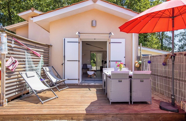 Maison Escapades Marines – Terraza y confort en el corazón del pueblo