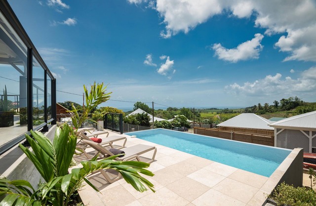 MAISON SUGAR CANE 4* - VISTA PANORÁMICA + PISCINA