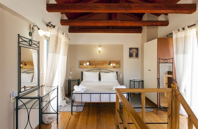 MAISONETTE / ESTATE KARES