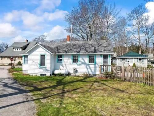 Make Lasting Memories at the Bougie Beach Bungalow