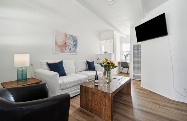 Malibu, Carbon Beach - Suite Nine