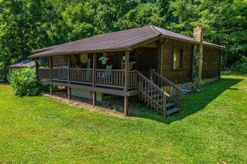 Mama Bear`s Cozy Cabin