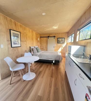 Mangawhai studio or book a room in Guest's House
