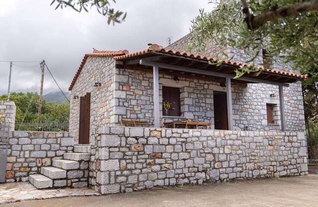 Mani Sea & Stone House, Sea Views & Authentic Charm