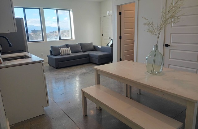 Manti weddings, San Pete county fair, Flex purpose,sleeps up to 13 stunning view