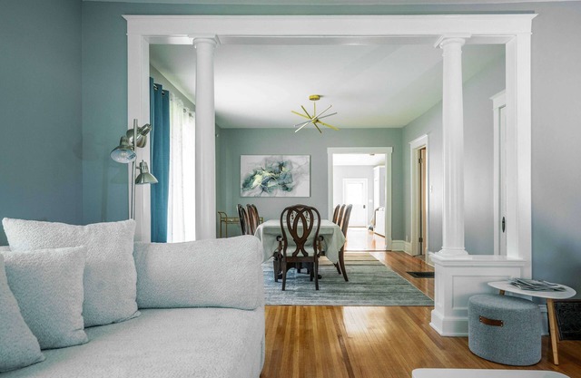 Maplewood Manor – Chic 6 BDR Downtown Walworth