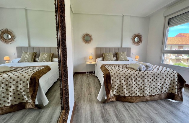 Deluxe ,Apartamento Stylish Host a 100m de la playa del Ris.