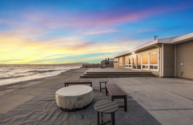 @Marbella Lane-Oceanfront Retreat w/ Stunning View