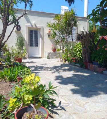 Maria's garden house