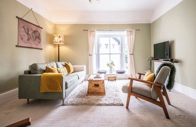 Market View, Framlingham