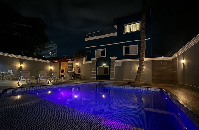Marmeu Enseada com jacuzzi aquecida