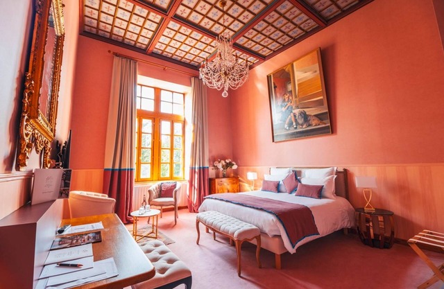 Château de Thorens - Marquise de Sales bedroom