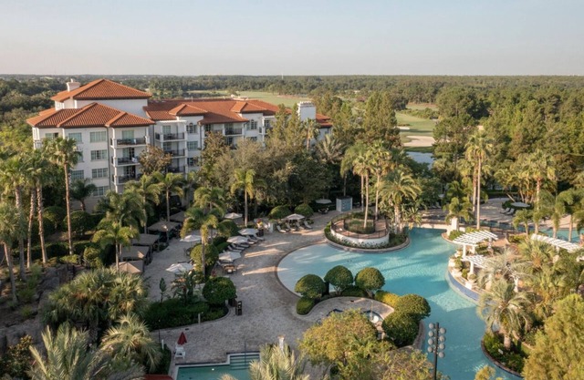 Marriotts Lakeshore Reserve Resort. Close to Disney parks. Great for kids