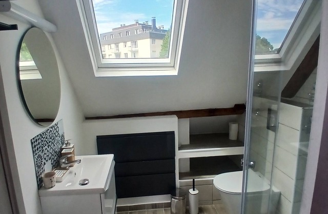 MBINE SENGHORE Super duplex a un paso de la canal de l'orne