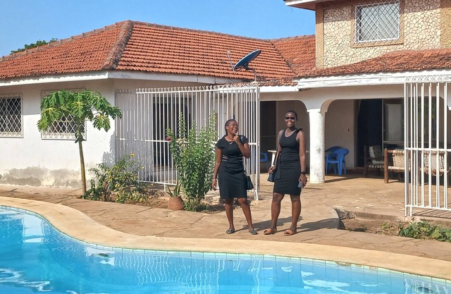 Mbuyu Villa - 5min from the beach!!
