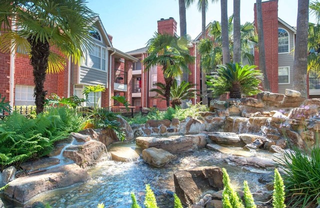 Med Center Charm 2BR Haven