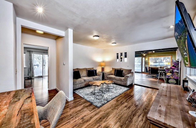 Memory Mtn 3BR/2BA, Spa