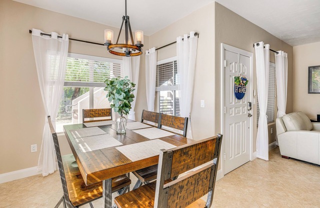 Mesquite Apartment: Walk to Wolf Creek Golf Club!