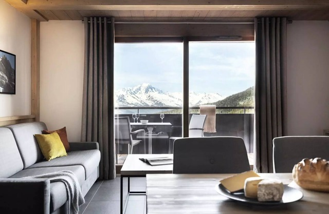 MGM Hotels & Residences - Manaka Residence ***** - 3 Room Apartment 6 People Prestige