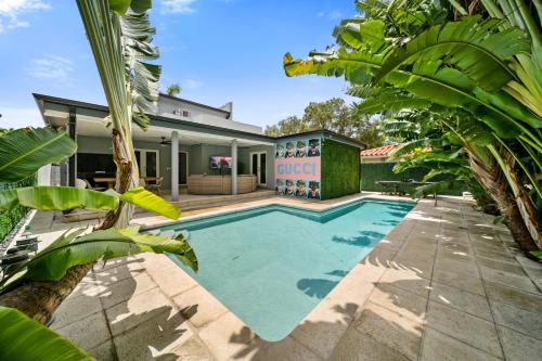 Miami Gucci Home with Pool & Great Location