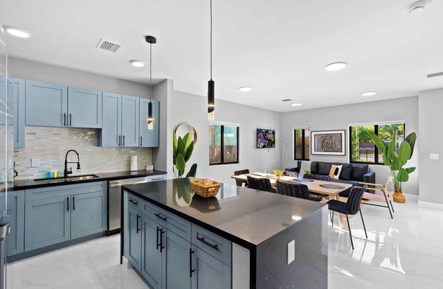 Miami Townhouse Near to Airport