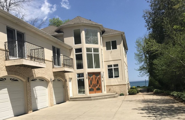 Hermosa casa del lago Michigan