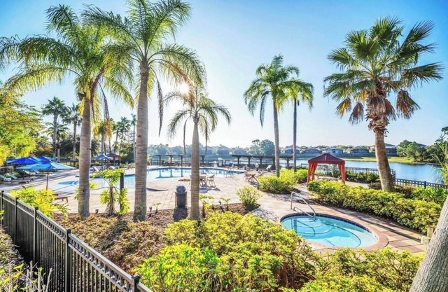 Mickey Mouse Magic Resort w Privite Pool close to Disney