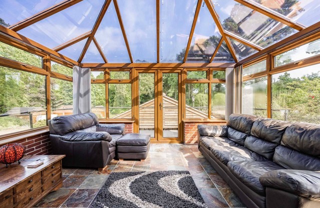 Millwood | Large holiday home set within it's own grounds!