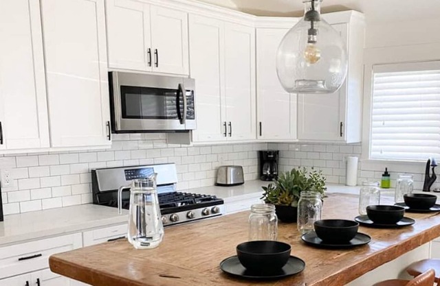 Minutes from Downtown